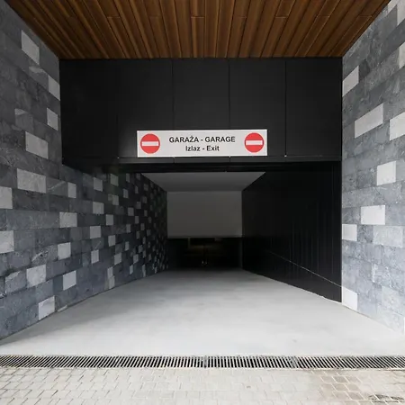 شقة Woodside 218 *